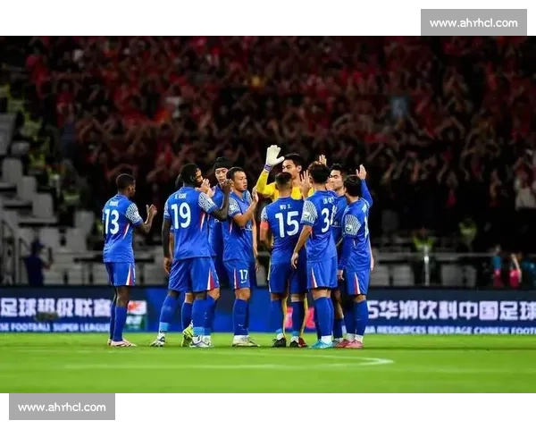 中超 28 轮实况开打!申花 2-2 大连:边路对决与伤病博弈 中超 28 轮实况开打!申花 2-2 大连:边路对决与伤病博弈